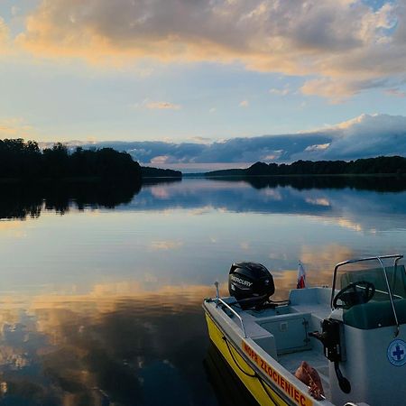 Cieszyno- Uroczy Domek Do Wynajecia Злоценец Экстерьер фото